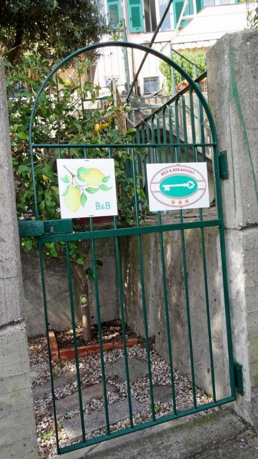 La Casa Dei Limoni Bed & Breakfast เจนัว ภายนอก รูปภาพ